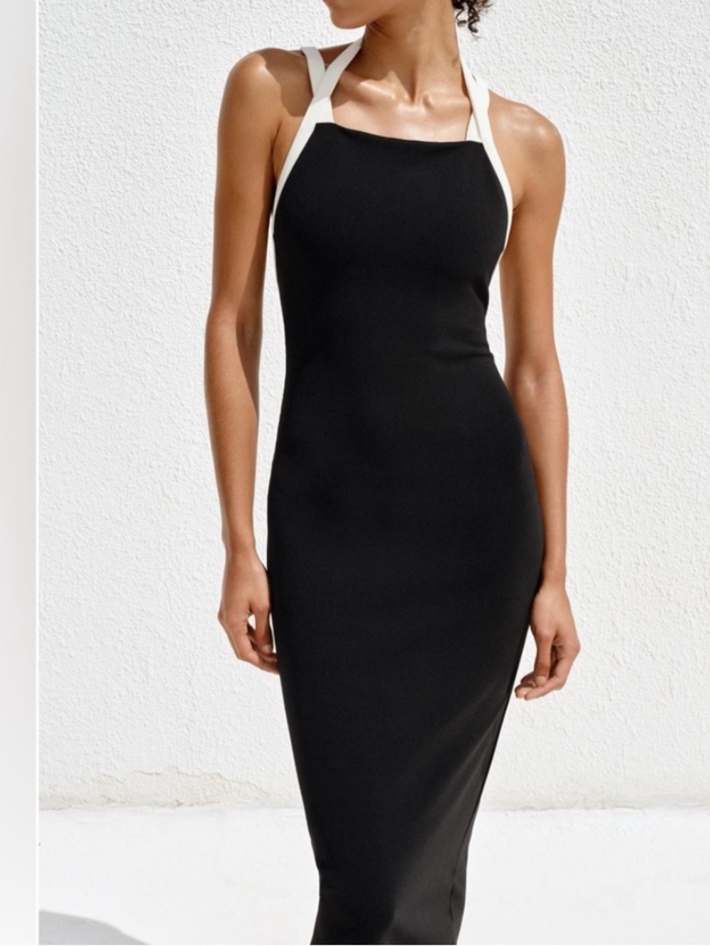 ZARA Sculpt Fabric bow back Black Halter Dress with Contrast white Straps - Picture 5 of 10